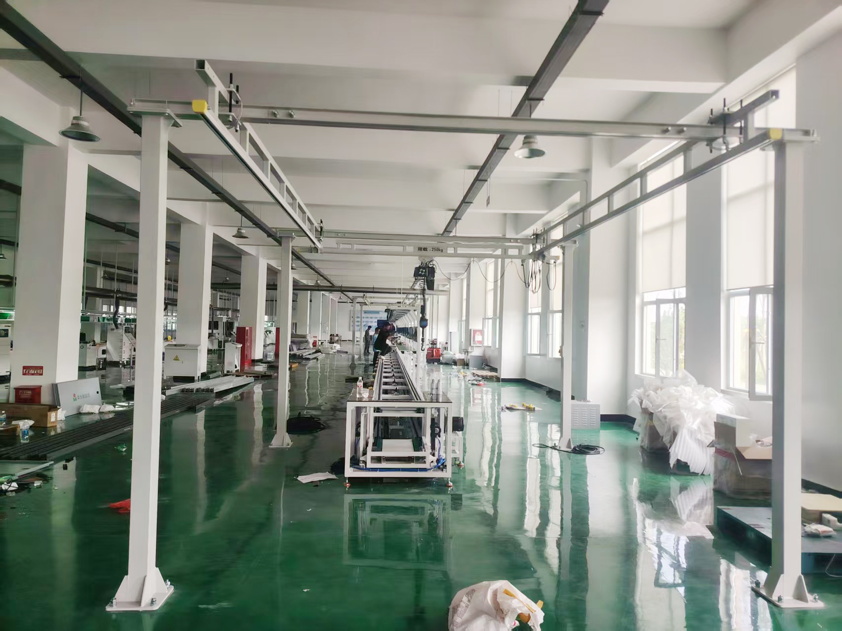 KBK轨道起重机的多场景应用